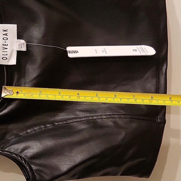 Olive +Oak 2 piece set size Large. Black and grey. NWT - Picture 12 of 13